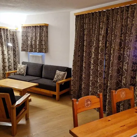 Chesa Bellaval, Haus La Vuolp 3 1 2-zimmerwohnung Lägenhet Silvaplana