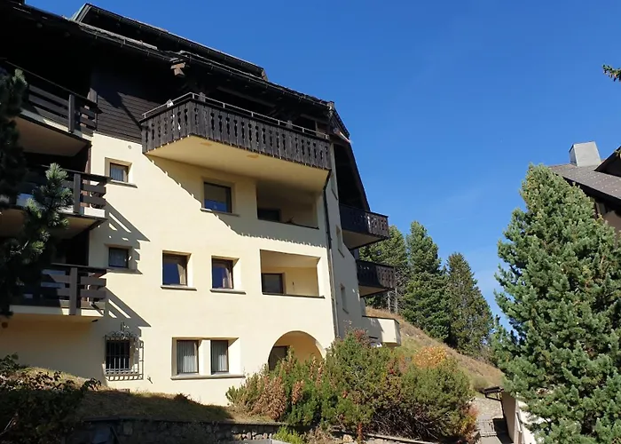 Chesa Bellaval, Haus La Vuolp 3 1 2-zimmerwohnung Apartman