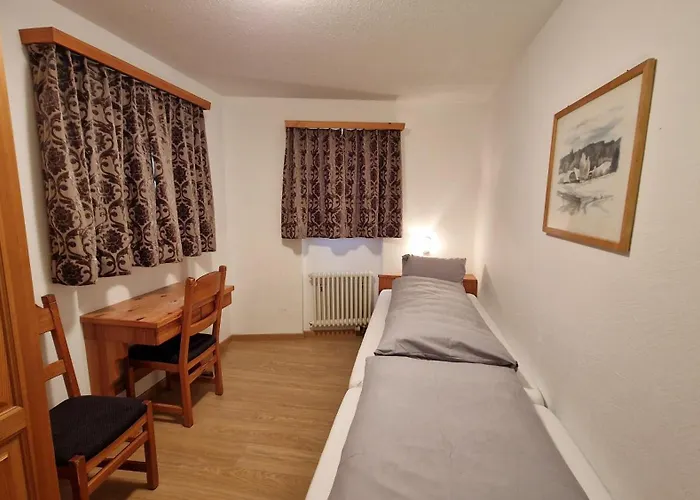 Chesa Bellaval, Haus La Vuolp 3 1 2-zimmerwohnung