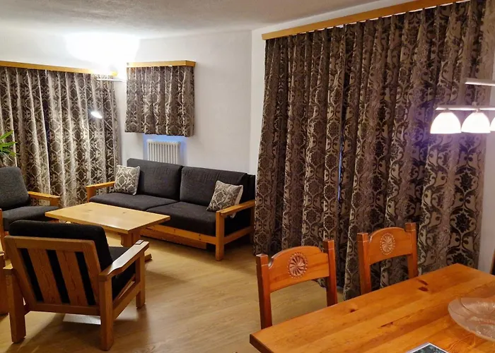 Chesa Bellaval, Haus La Vuolp 3 1 2-zimmerwohnung Apartman Silvaplana
