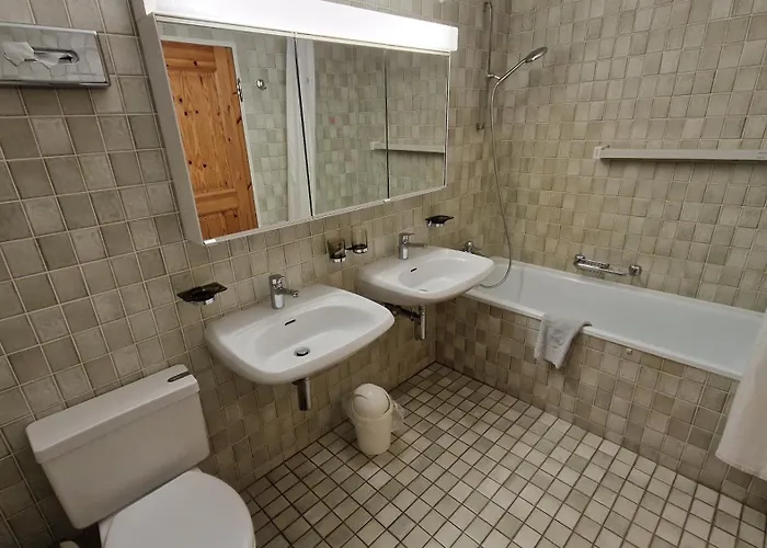 Chesa Bellaval, Haus La Vuolp 3 1 2-zimmerwohnung Apartman