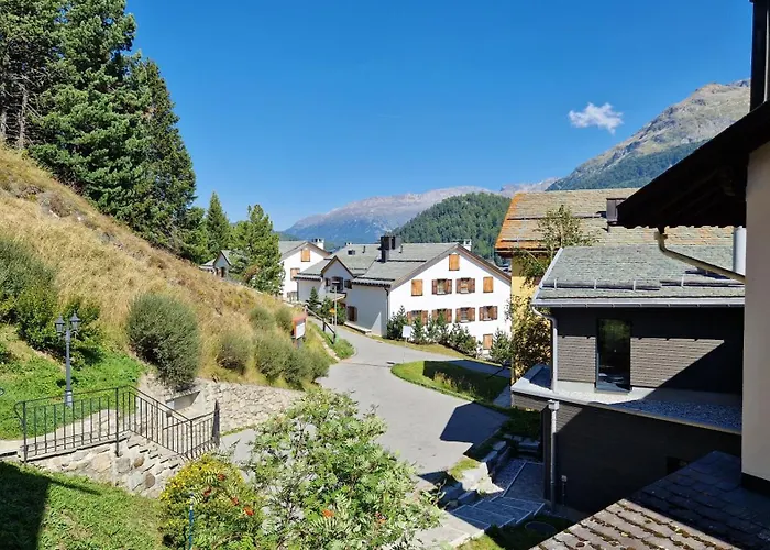 Chesa Bellaval, Haus La Vuolp 3 1 2-zimmerwohnung Silvaplana