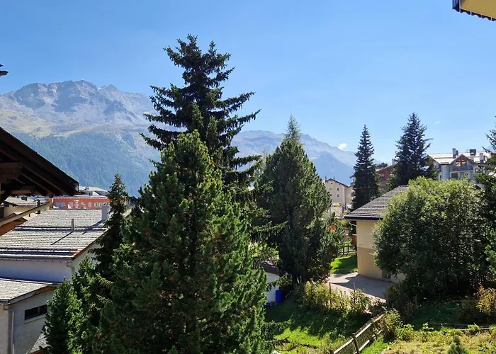 Chesa Bellaval, Haus La Vuolp 3 1 2-zimmerwohnung Apartman